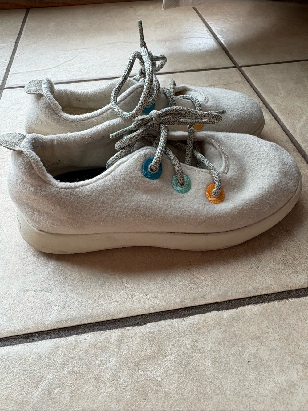 allbirds Kids Cream Wool Sneakers with Blue, Teal & Yellow Eyelets